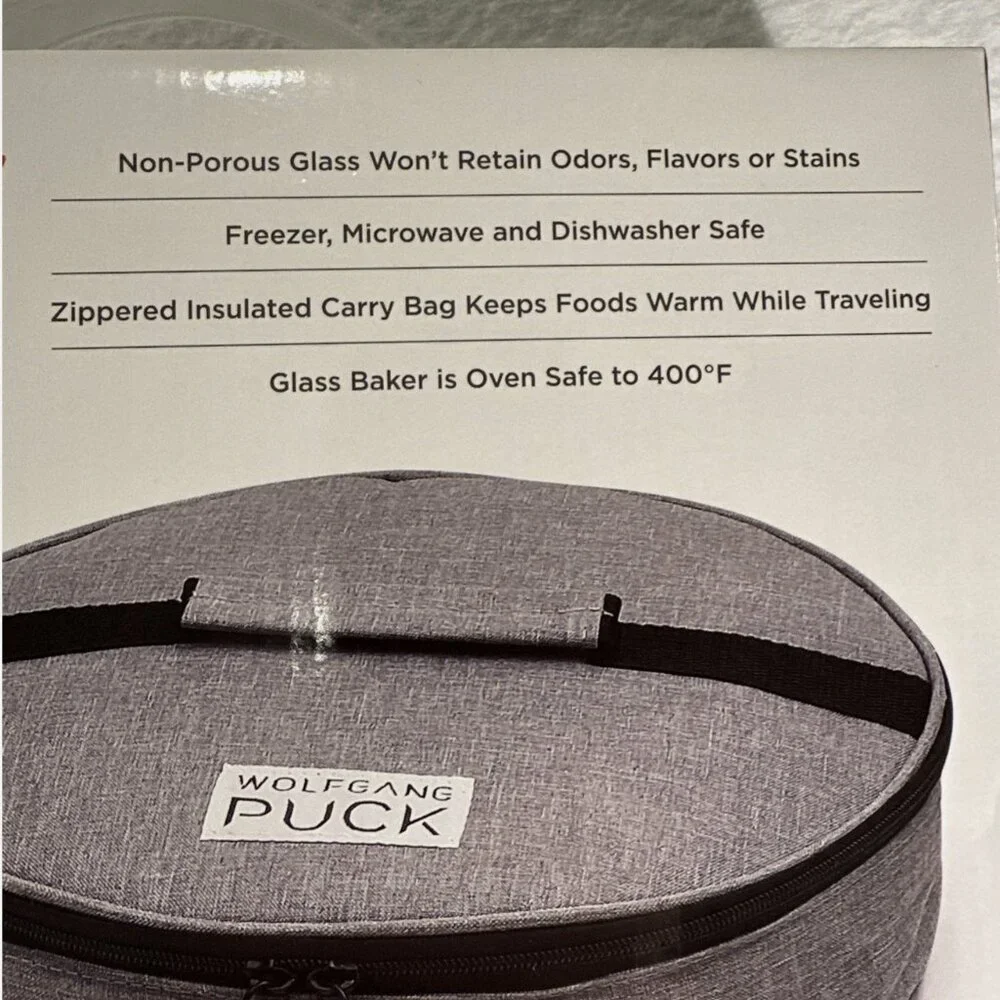 NWOT Wolfgang Puck 9 inch Glass Pie Dish W/ Insulated Carry Bag New in box
